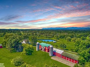 376 Hollow Rd, Stuyvesant, NY 12173