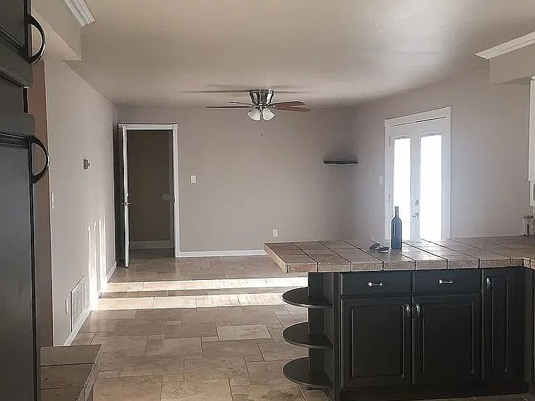 749 Glen Martin Dr — Photo 5