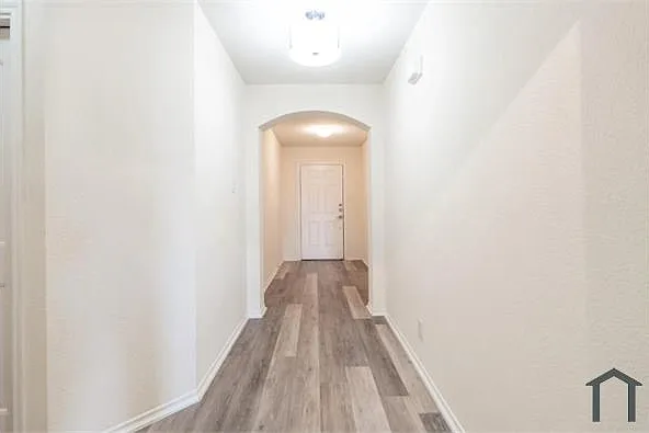 2024 Brisbon St — Photo 11