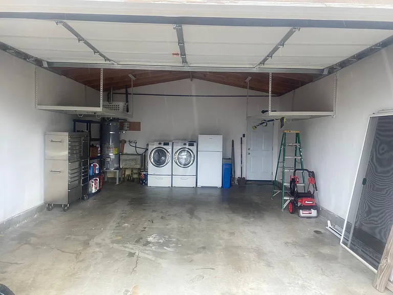 6930 Beagle St — Photo 17