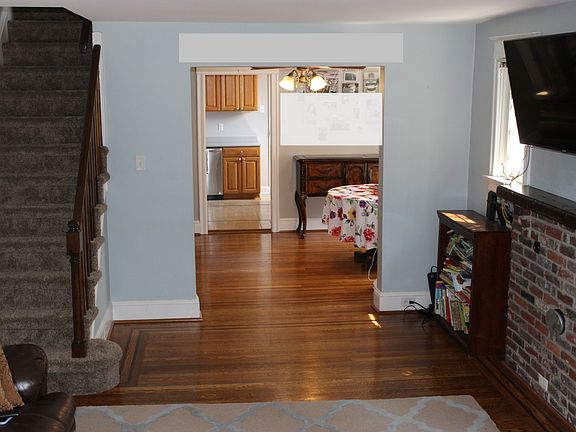 2nd image of 9 Chandler St