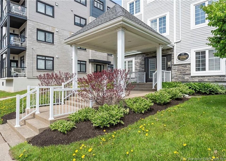 1st image of 77 Cameron St #305