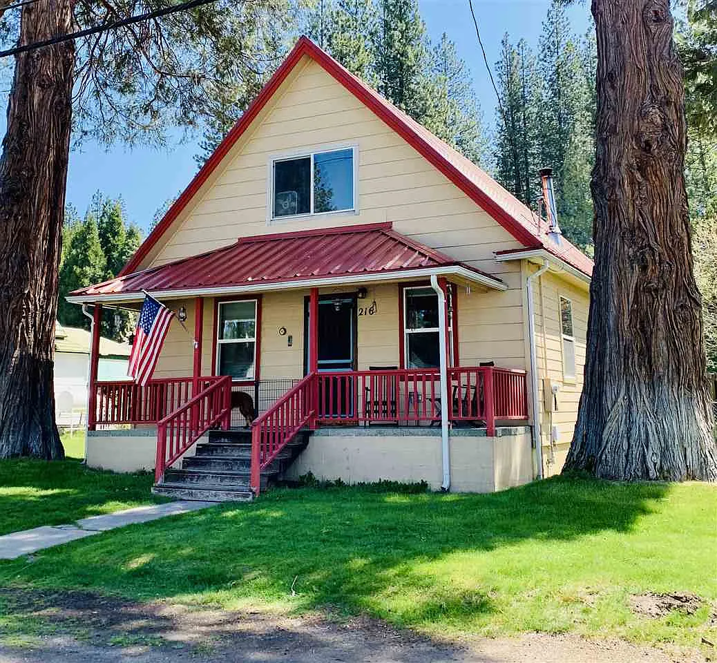 216 Shasta Ave photo 1