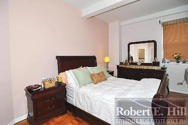 Sold by Robert E. Hill  | media 8