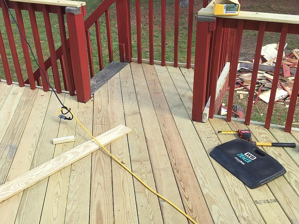 Deck outside Apt 2