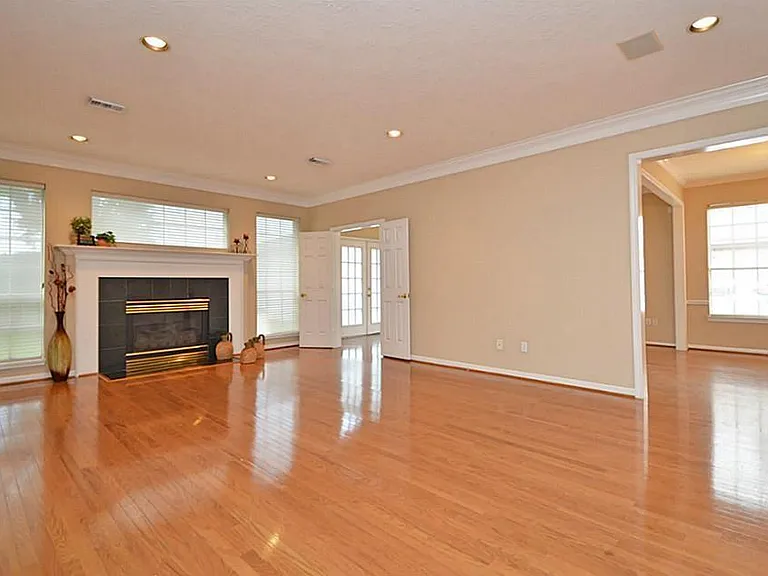 4407 April Meadow Way — Photo 7