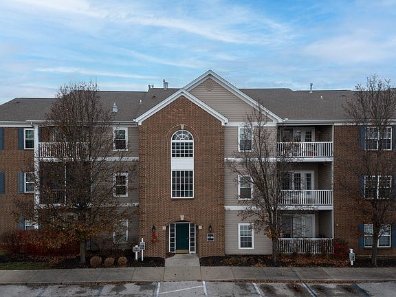 5th image of 987 Mistflower Ln Unit 987