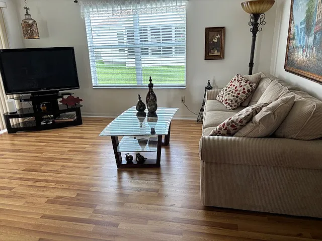 3412 Forsythe Ter — Photo 5