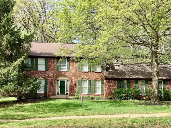 415 Thunderhead Canyon Dr, Ballwin, MO 63011