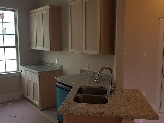 3rd image of 11036 San Jacinto