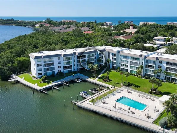 600 Sutton Pl #B-302, Longboat Key, FL 34228