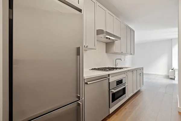 Rented by Greystar | media 2