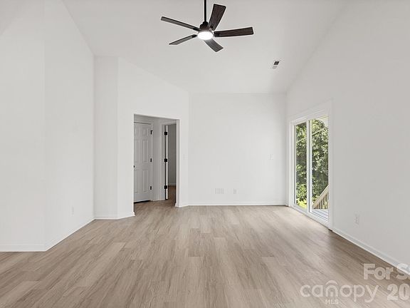 5th image of 9713 Pernell Ln