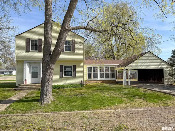 623 W Beech St, Chillicothe, IL 61523
