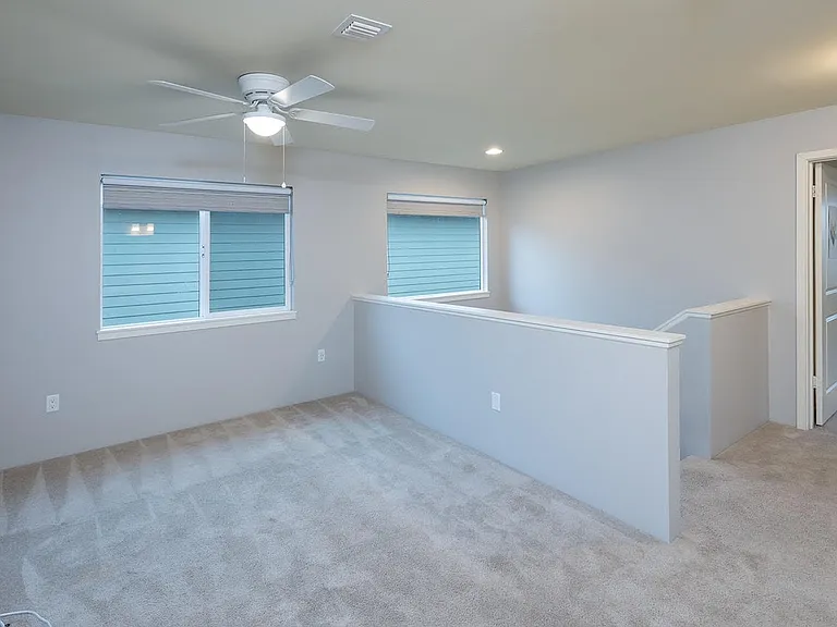 91-1160 Kamakana St #805 — Photo 12