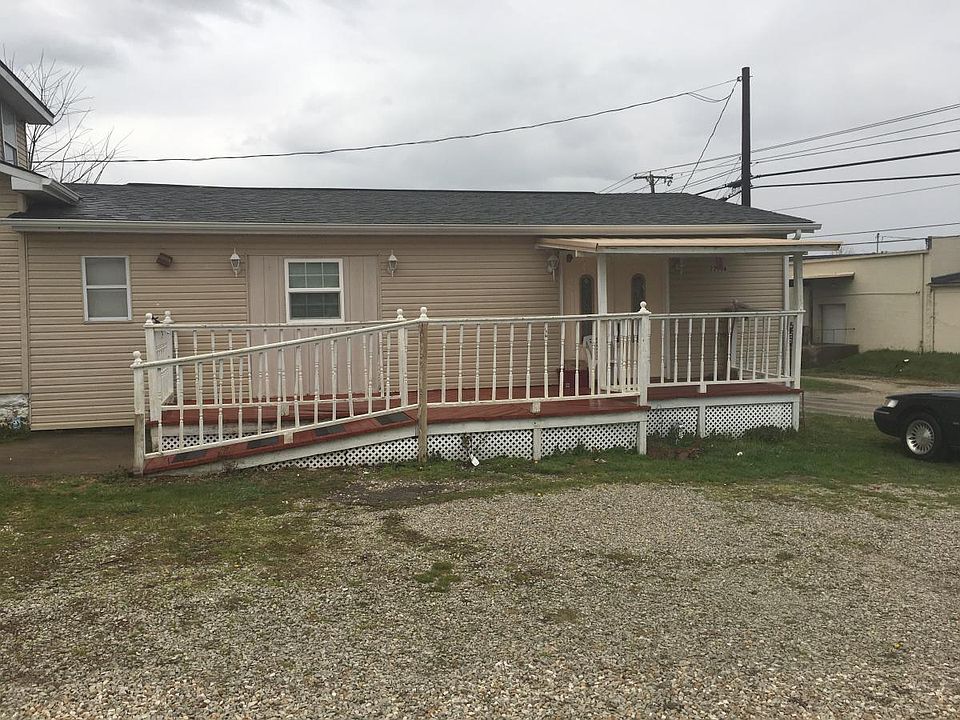 2nd image of 2200 Virginia Ave