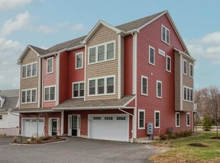49 Waltham St UNIT 1, Maynard, MA 01754