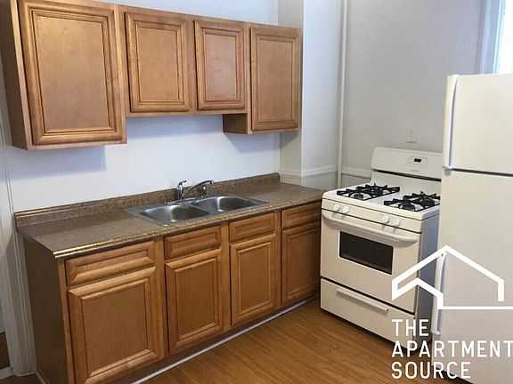 4th image of 3916 N Ashland Ave #2R