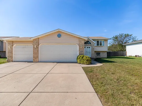 7723 Eider Ave, Hobart, IN 46342