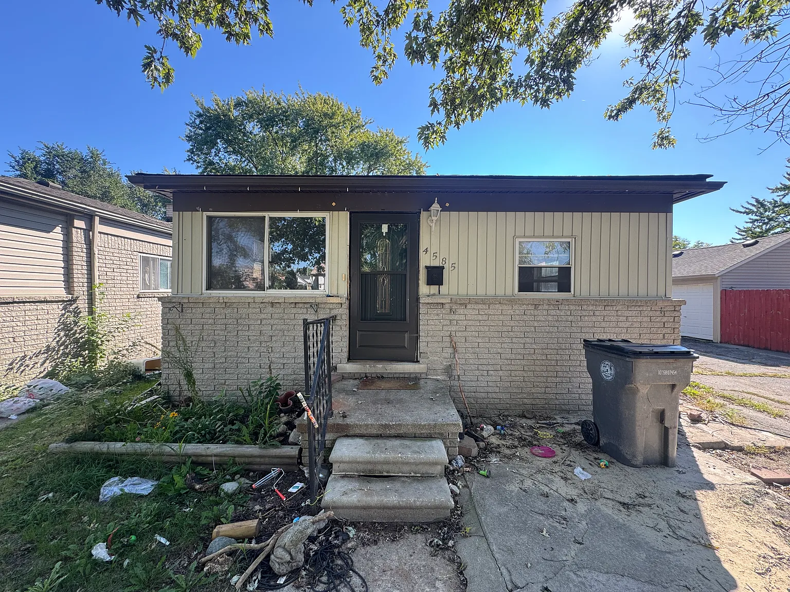 4 bed, 1145 sqft, $1,500 — Photo 1