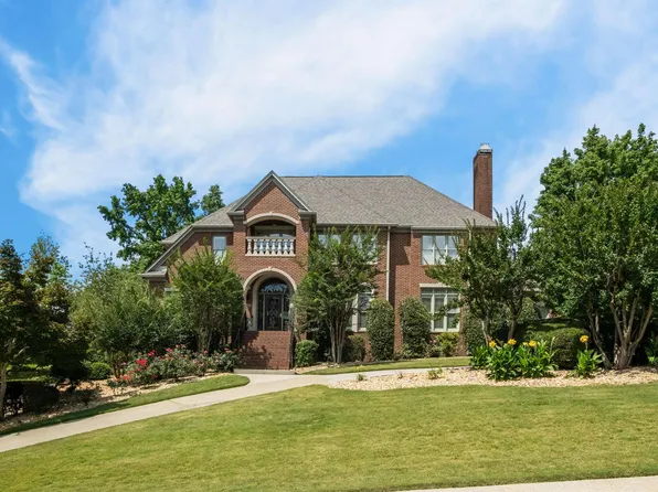 2208 Longleaf Blvd, Birmingham, AL 35243