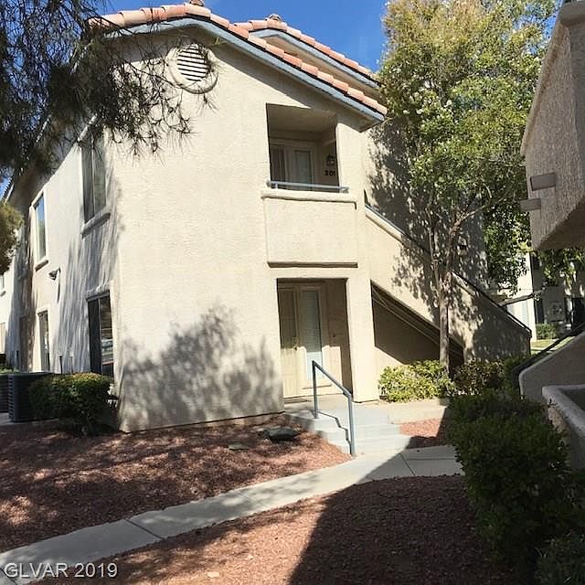 1st image of 3190 Tarpon Dr Unit 201