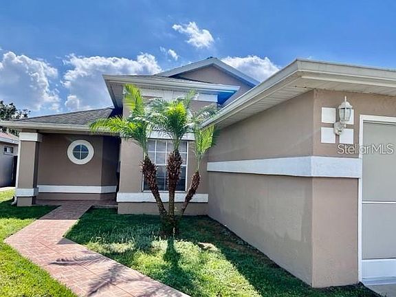 3rd image of 3072 Stillwater Dr