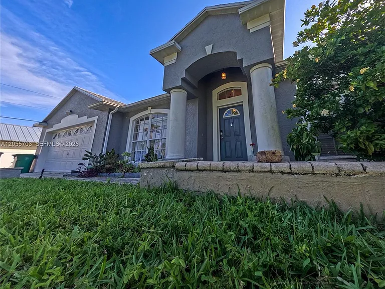 1834 SW Gemini Ln — Photo 19