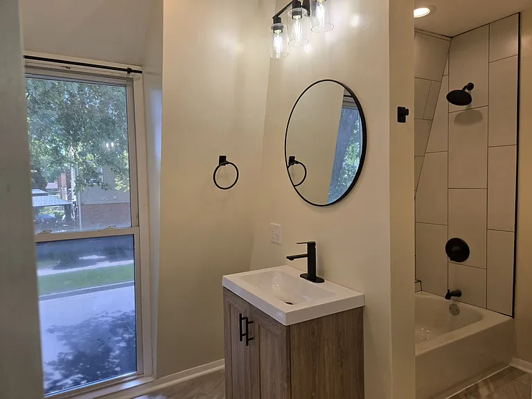 11575 S Racine Ave #1 — Photo 8