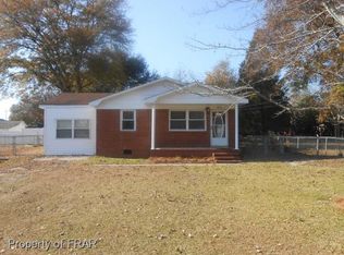 350 S Elizabeth St, Saint Pauls, NC 28384
