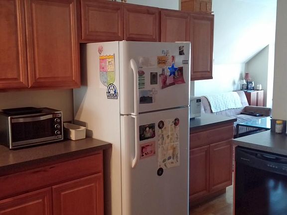 3rd image of 1243 W Hood Ave APT 3