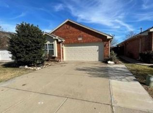 6508 Geneva Ln, Fort Worth, TX 76131