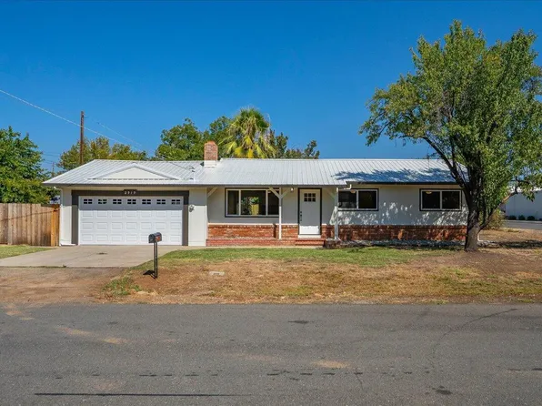 2919 Blue View St, Redding, CA 96002