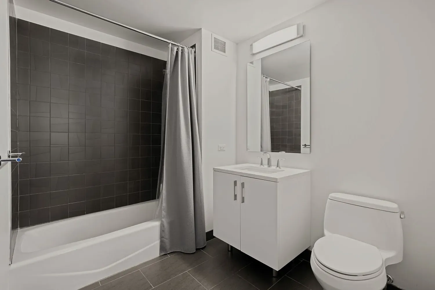 235 East 44th Street — Photo 4
