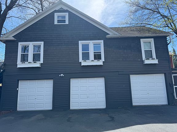 2nd image of 34 1/2 Columbia Ave