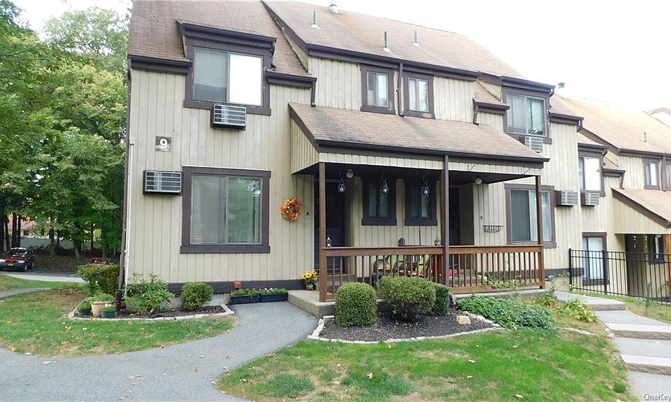 1st image of 9 Heritage Dr Unit A