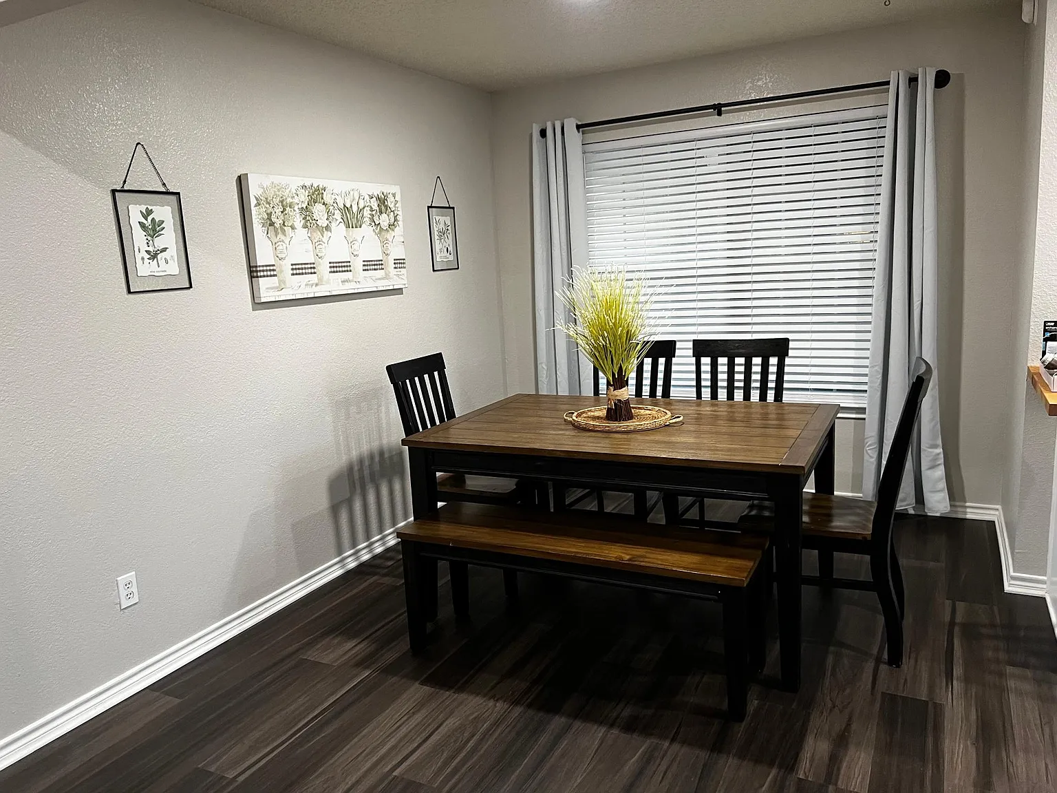520 Canary Ln — Photo 4