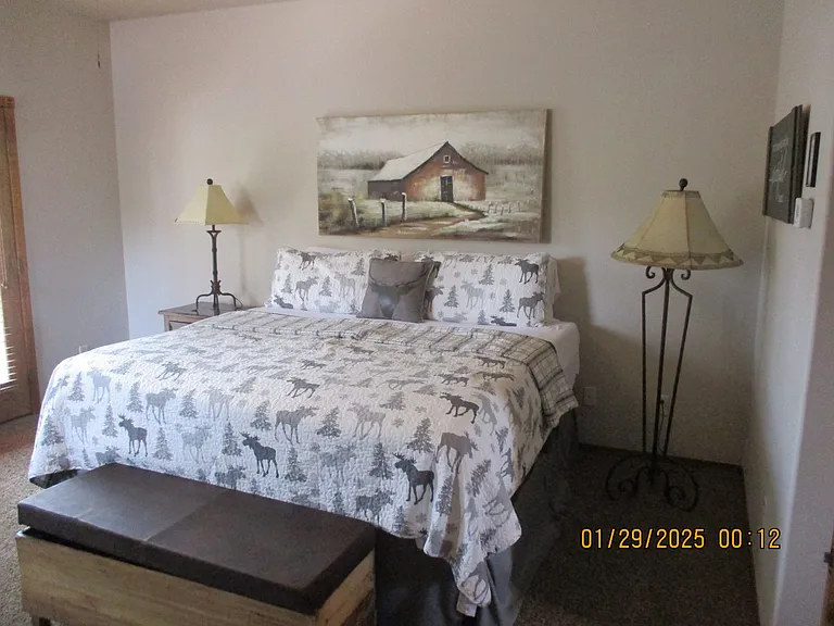 950 S Spirea Ln — Photo 22