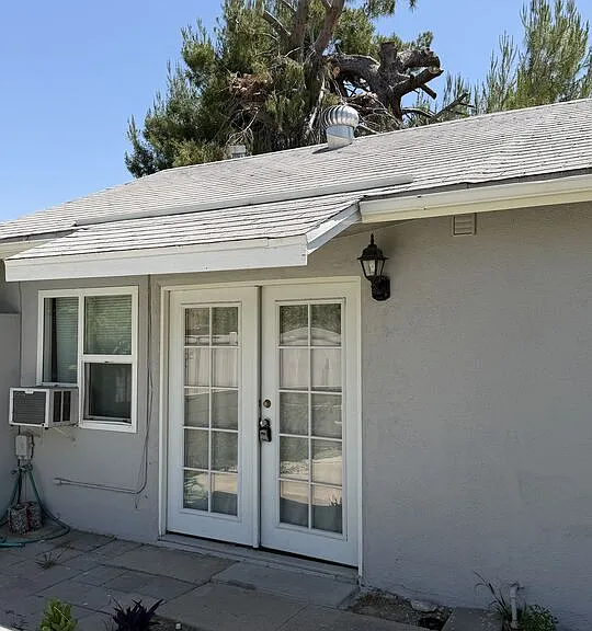 7418 Amigo Ave #1/2 — Photo 1