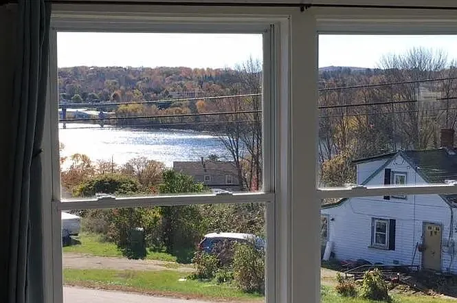 1 bed, 200 sqft, $1,100 — Photo 3
