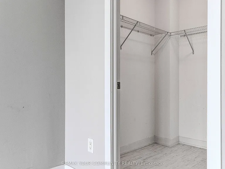 105 George St #Penthouse 8 — Photo 5
