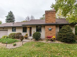 4733 Sandra Ln, White Bear Lake, MN 55110