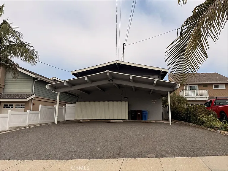 26305 Via California #A — Photo 30