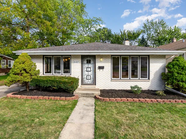 18417 School St, Lansing, IL 60438