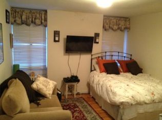 93 Perry St APT 5, New York, NY 10014