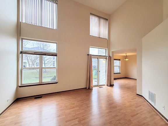 2nd image of 1553 E Citadel Ct #1553