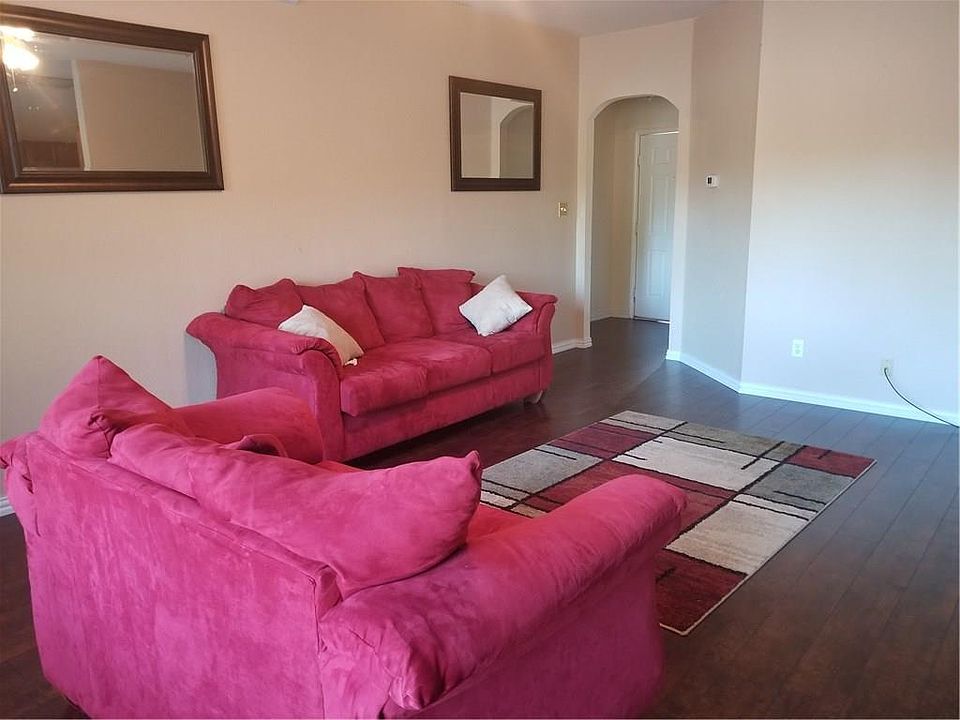 2nd image of 5729 Truett St
