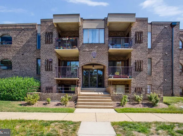 1 Silverwood Cir APT 10, Annapolis, MD 21403