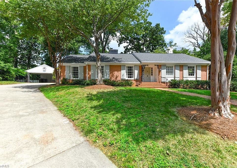 1st image of 109 Irving Park Ct