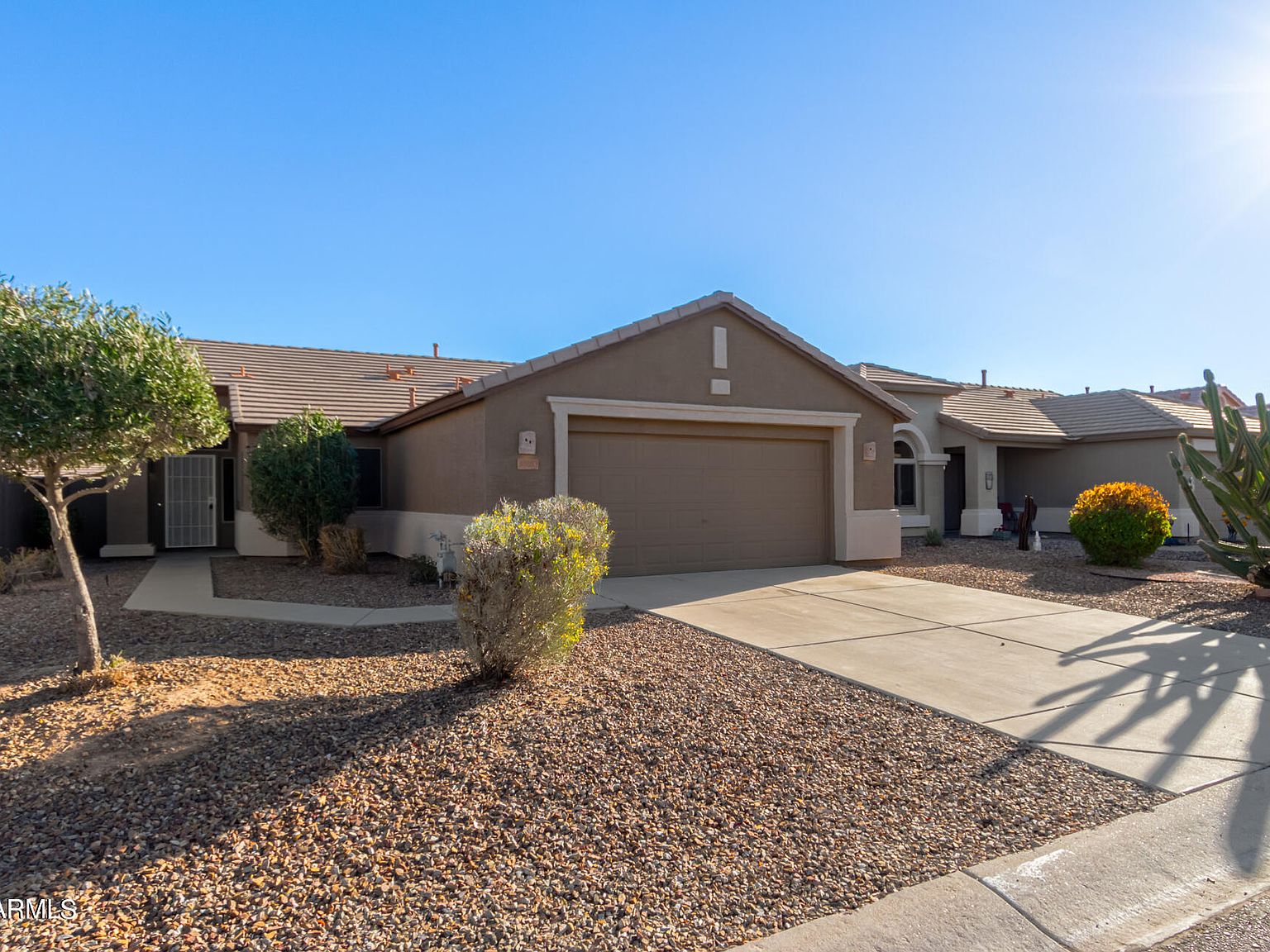 30653 N Royal Oak Way